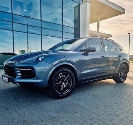 samochody osobowe Porsche Cayenne cena 220000 przebieg: 85000, rok produkcji 2018 z Czerwieńsk